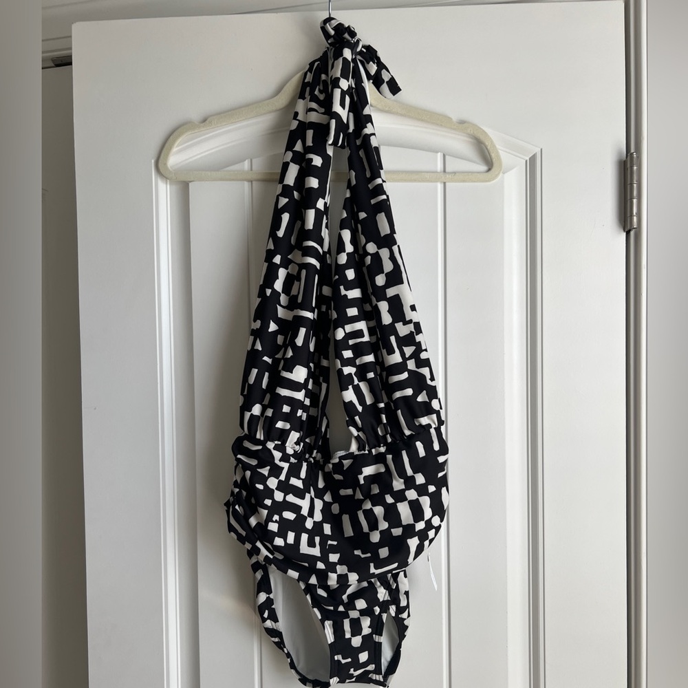 Banana Republic Twisted Knot Swimsuit
